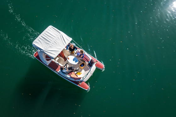 Balade en bateau électrique pour 6 - Le Héron des Raspes - Viala-du-Tarn (12)