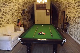 Le Moulin A