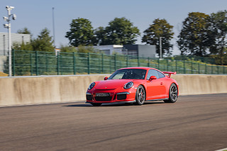 Découverte Porsche 991 GT3 (4 tours) sur le Circuit de Folembray (02)