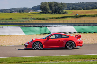 Découverte Porsche 991 GT3 (4 tours) sur le Circuit de Folembray (02)