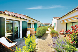 Hotel The Originals Les Vignes de la Chapelle