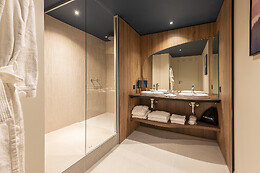 DoubleTree by Hilton Lyon