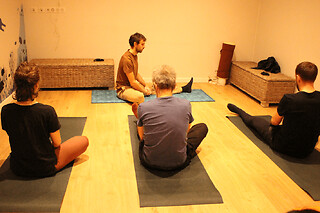 Cours collectif de Yoga Zen 'Do-In' à Marseille (13)
