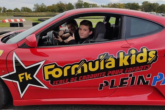 Stage Pilotage Enfant en Ferrari F430 à Magny-Cours (58) - Ferrari F430 - 2 Tours