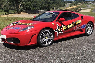 Stage Pilotage Enfant en Ferrari F430 à Trappes (78) - Ferrari F430 - 2 Tours