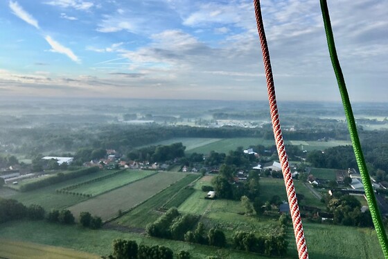 Up Ballooning - photo 0