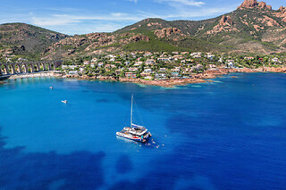 Demi-journée croisière en catamaran au départ de Saint-Raphaël