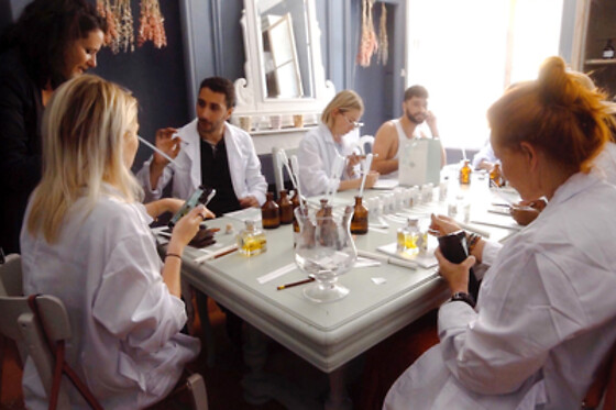 Atelier de création d'eau de parfum pour 2 - Rose et Marius - Aix-en-Provence (13)