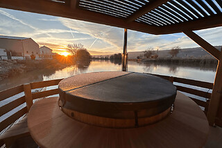 Promenade en House Boat solaire en Champagne (51)