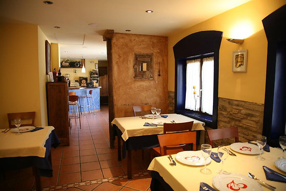 HOTEL RURAL LOS CEREZOS DE YANGUAS - photo 6