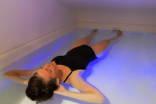 Flottaison en isolation sensorielle à Lyon 8ème (69)