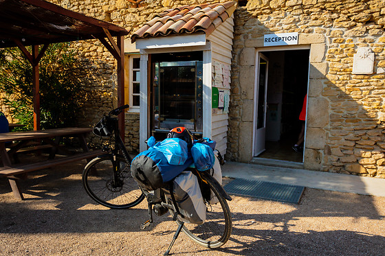 Séjour pour 4 au Camping Domaine Saint-Laurent à Montferrand (11)