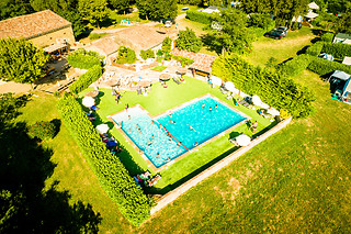 Séjour pour 4 au Camping Domaine Saint-Laurent à Montferrand (11)